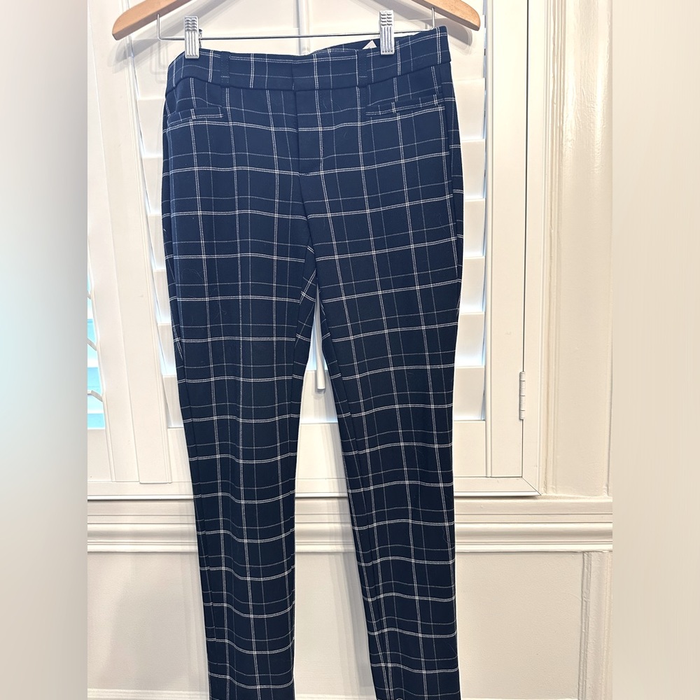 Banana Republic dress pants in navy check